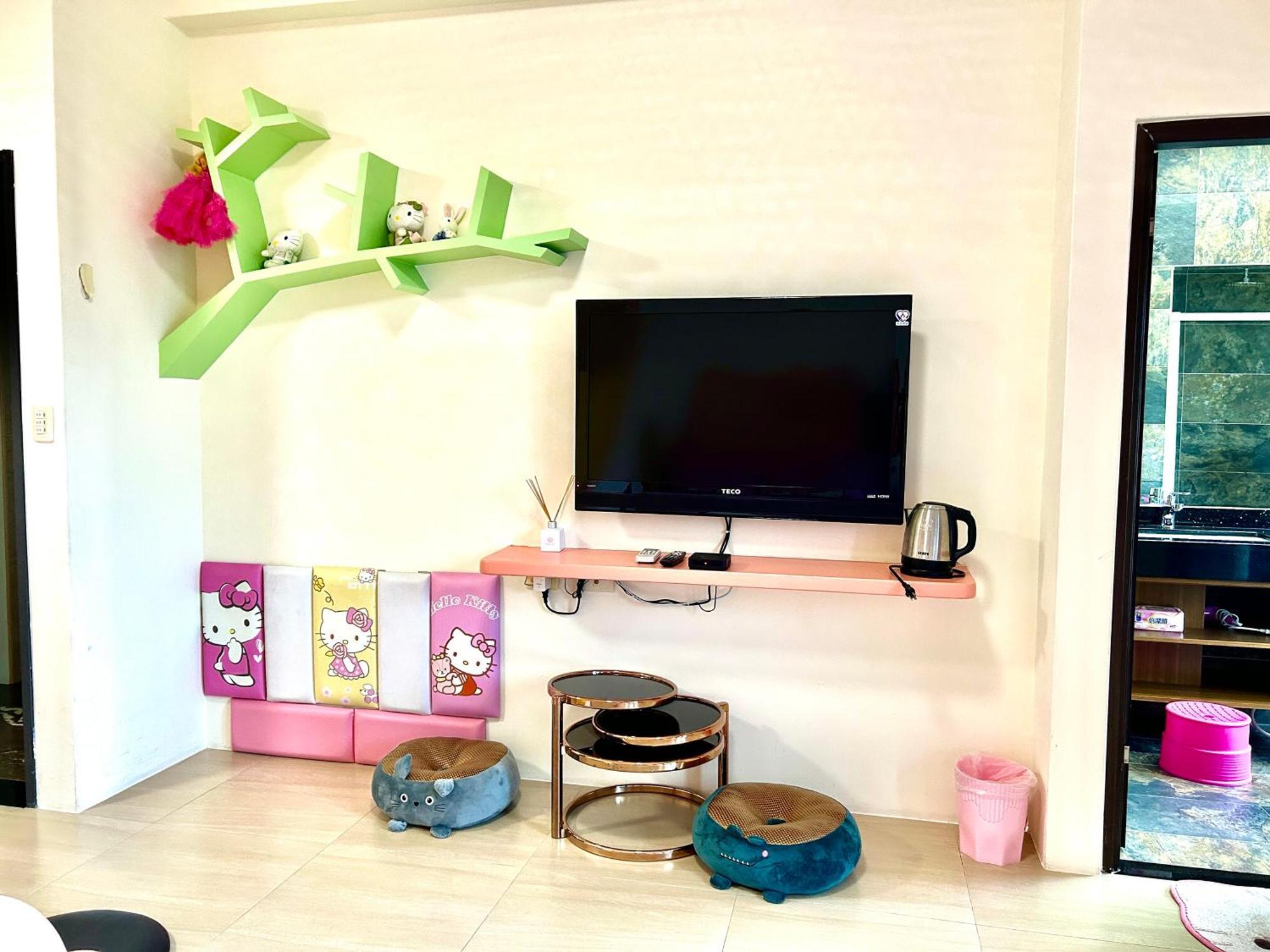Qing Man Homestay 花蓮市 エクステリア 写真