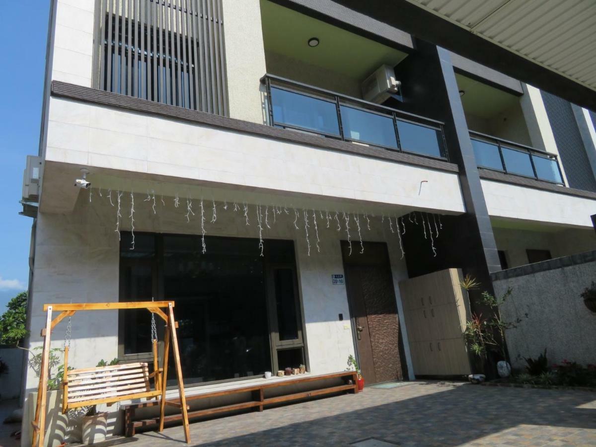 Qing Man Homestay 花蓮市 エクステリア 写真